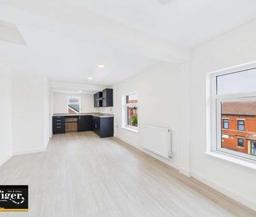Whitegate Drive, Blackpool, FY3 - Photo 6