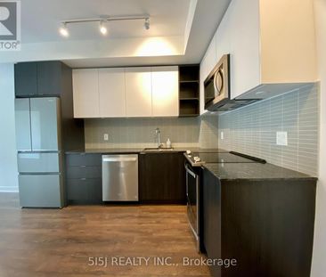 100 Eagle Rock Way Unit 710, Vaughan, Ontario L6A5B9 - Photo 2