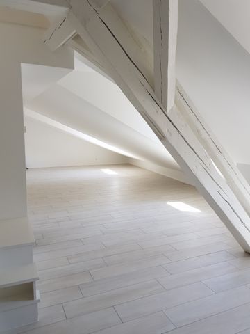 Magnifique loft en duplex situé au coeur de Boudry - Photo 5