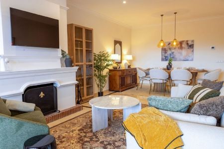 2 Bedroom Apartment For Rent in Nueva Andalucía, Málaga - Photo 2