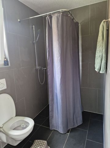 6-ROOM HOUSE IN LE MOURET (FR), FURNISHED, TERM AGREEMENT - Photo 2