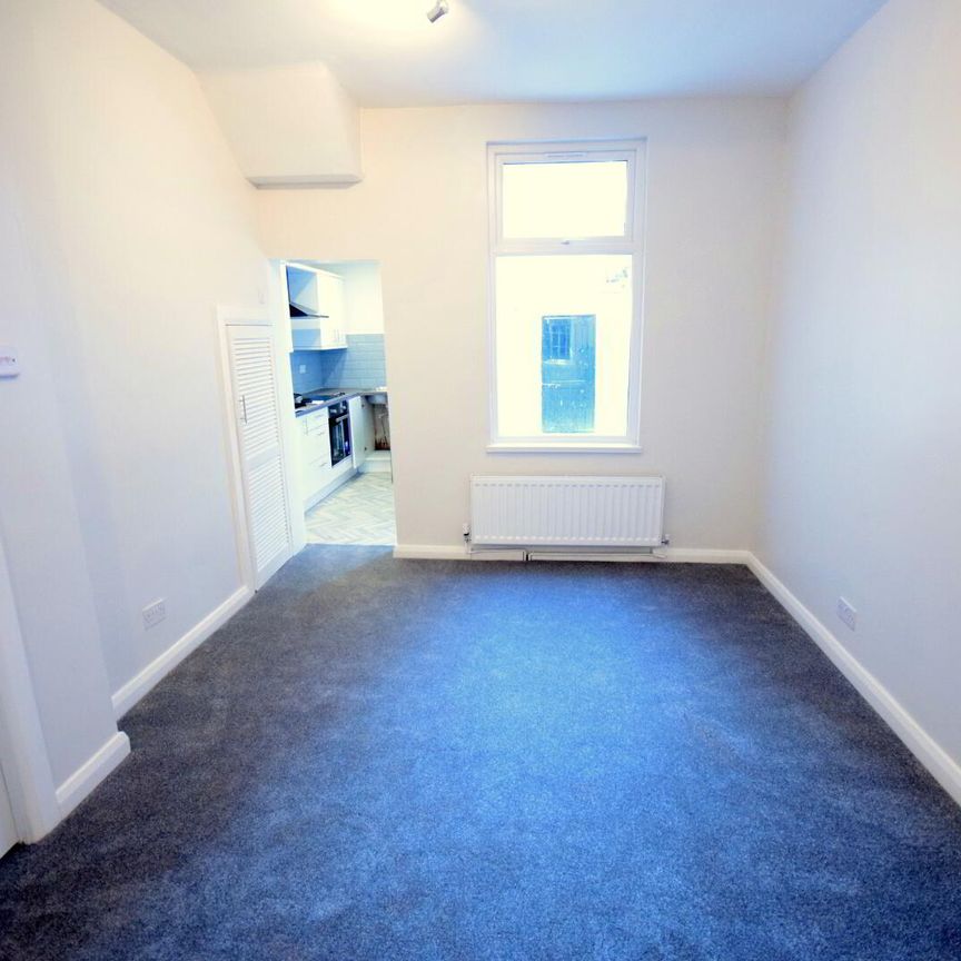59 Donard Street, BT68EJ, Belfast - Photo 1
