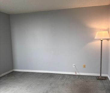 For Lease - 135 Hillcrest Avenue Unit# 711, Mississauga, Ontario - Photo 2