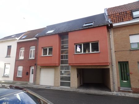 Goed onderhouden woning met garage en 2 slaapkamers - Foto 5