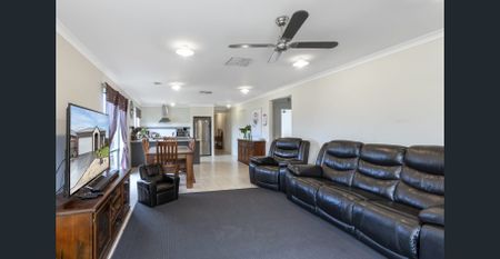 Family Living in Prime Harkness Location - Photo 2