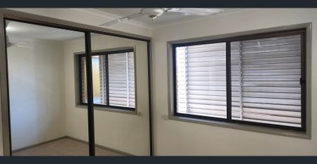 Recent renovated, stunning views - Photo 5