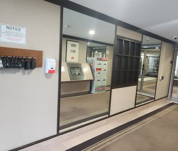 For Lease - 8351 McLaughlin Road Unit# 423, Brampton, Ontario - Photo 4