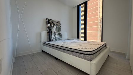 For Lease - 55 Charles Street Unit# 803, Toronto, Ontario - Photo 4