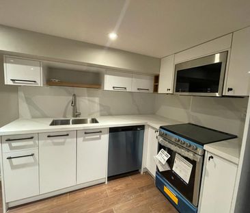 807 Dupont Street apartment — Toronto, ON (1-Bedroom) - 1 Bedroom - Photo 6