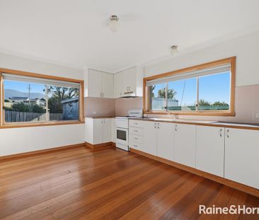 Three bedroom Home - Photo 6