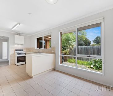 8/19 Lower Plenty Road, Rosanna - Photo 4