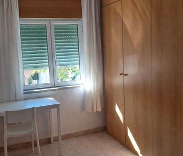 Room for a student in apartment Vila Nova de Caparica - Foto 5