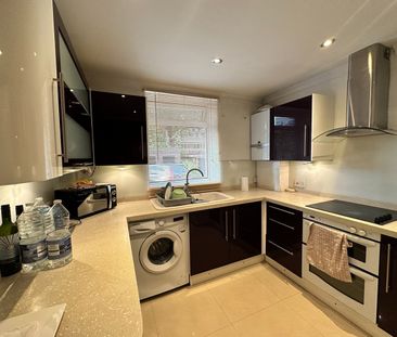 Room in a Shared Flat, Juniper House, SE14 - Photo 6