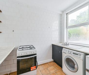 Studio to rent - Photo 6