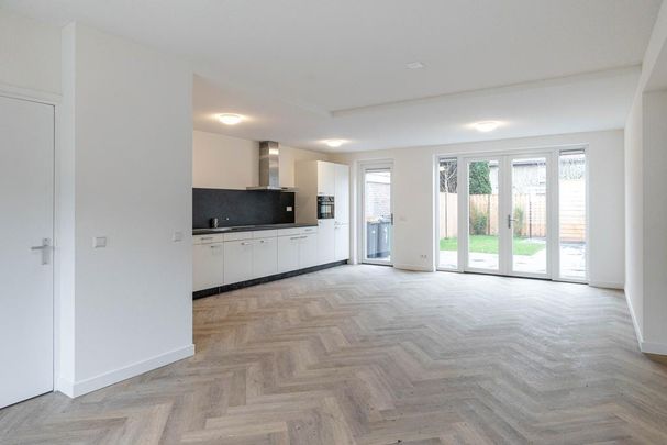 Huis te huur: Dr. Engelhardlaan 21 3734 VA Den Dolder - Photo 1