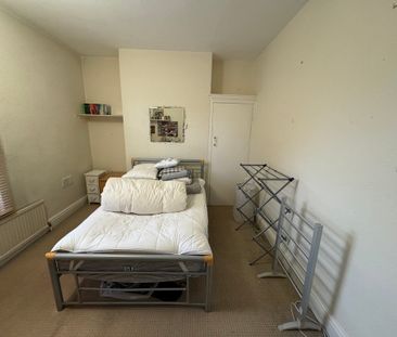 Wellington Street, Heslington Road - P10833 - Photo 6