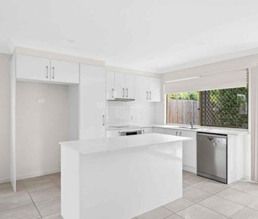 Modern Townhouse on Parkland Edge - Photo 4
