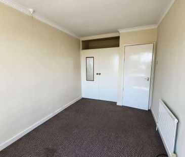 St. Christophers Flats, Hall Flat Lane, Doncaster, DN4 - Photo 2