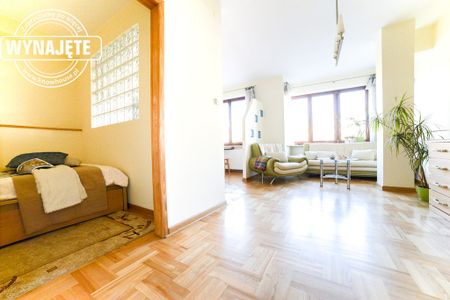 Ursynów, ul. Wilhelma Konrada Roentgena - Photo 3