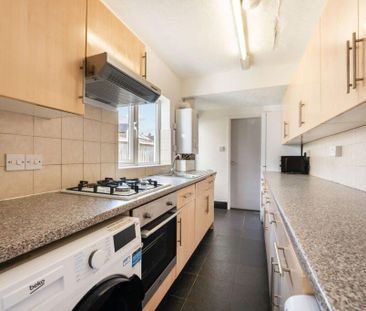 5 bedroom terraced house to rent - Photo 6