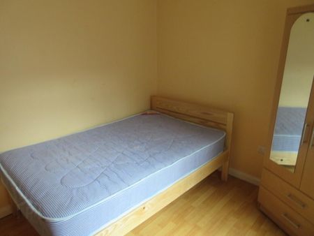 Three Great Apartments, 34 Magdala Street, Queens Botanic Quarter, Belfast, BT7 1PU - Photo 5