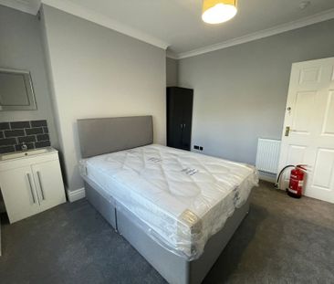 18 Nelson Street - Photo 2