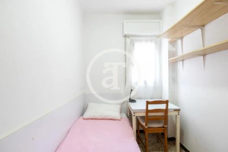 Piso de alquiler en Carrer de la Mestrança, La Barceloneta - Photo 5