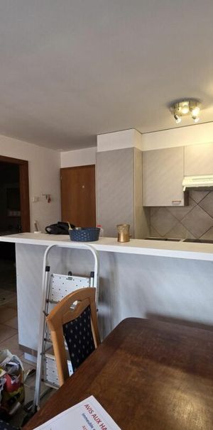 1.5 room studio on the 1st floor with outside parking space - Photo 1