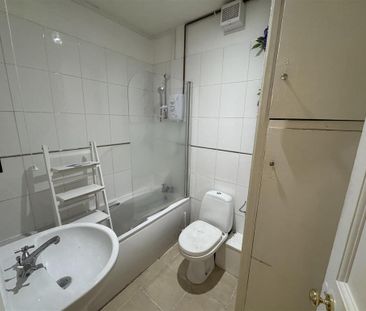 Studio to rent - Photo 6