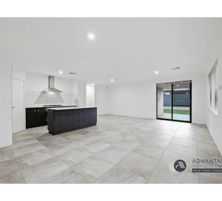 12 Cassinia Street, Baldivis, WA 6171 - Photo 5