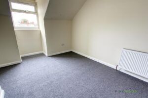 2 BEDROOM House - Mid Terrace - Photo 3