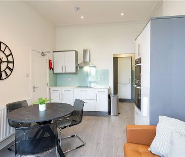 3 bedroom apartment to rent - Photo 4
