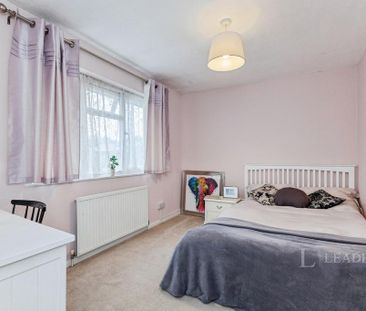 3 bedroom semi-detached house to rent - Photo 6