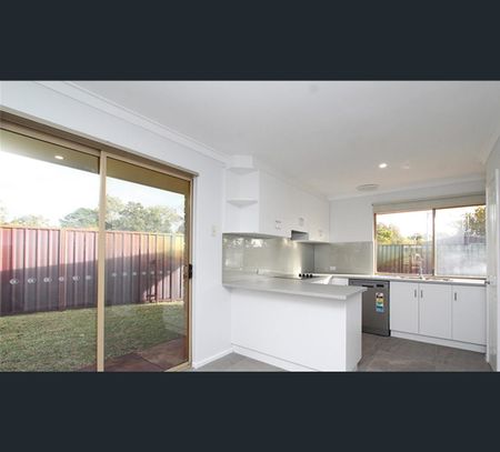 3/15 Piercy Way, Kardinya, WA 6163 - Photo 3