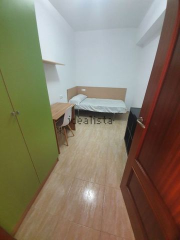 Alquiler de piso en Altamira - Oliveros - Barrio Alto - Photo 3