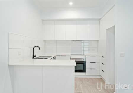 3/117 William Street, DEVONPORT - Photo 4