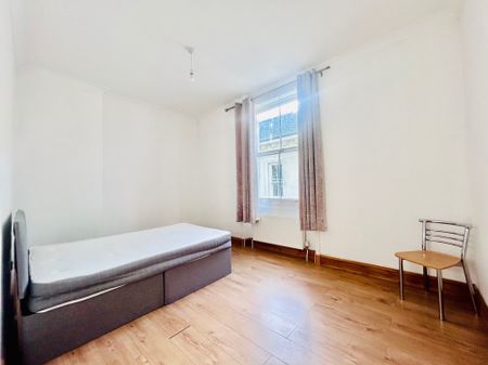 Wellington Road, Brighton - Photo 2