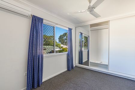 49 Renecol Avenue, Rasmussen QLD 4815 - House For Rent | Domain - Photo 2