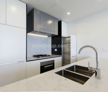 Waterview | Study | East-facing - Photo 5