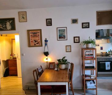 Schönes 1 Zimmer Wohnung mit großem Balkon - Photo 1
