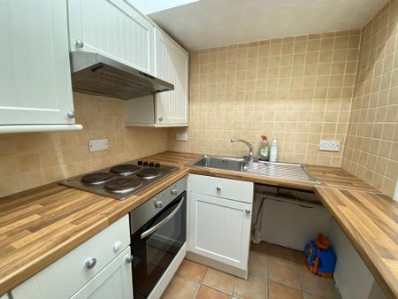 1 bedroom flat to rent - Photo 4