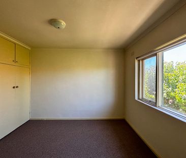 One Bedroom With Leafy Aspects - Photo 4