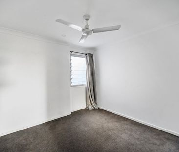 Neat and cosy family home - Photo 3