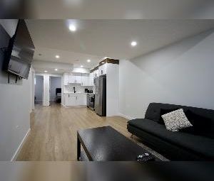 Montrose 2 Bed 1 Bath BSMT Suite For Rent Edmonton - Photo 1