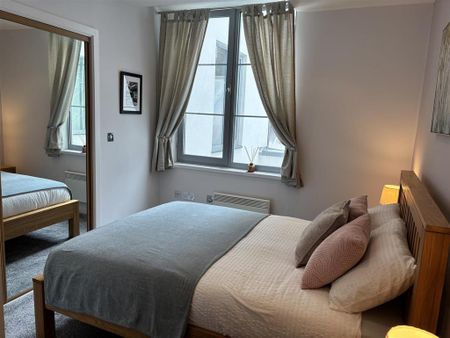 1 bedroom detached house to rent - Photo 2