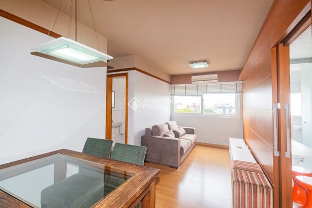 Apartamento com 2 quartos e 65m² para alugar em Passo d'Areia, Porto Alegre. - Foto 1