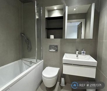 1 bedroom flat to rent - Photo 6