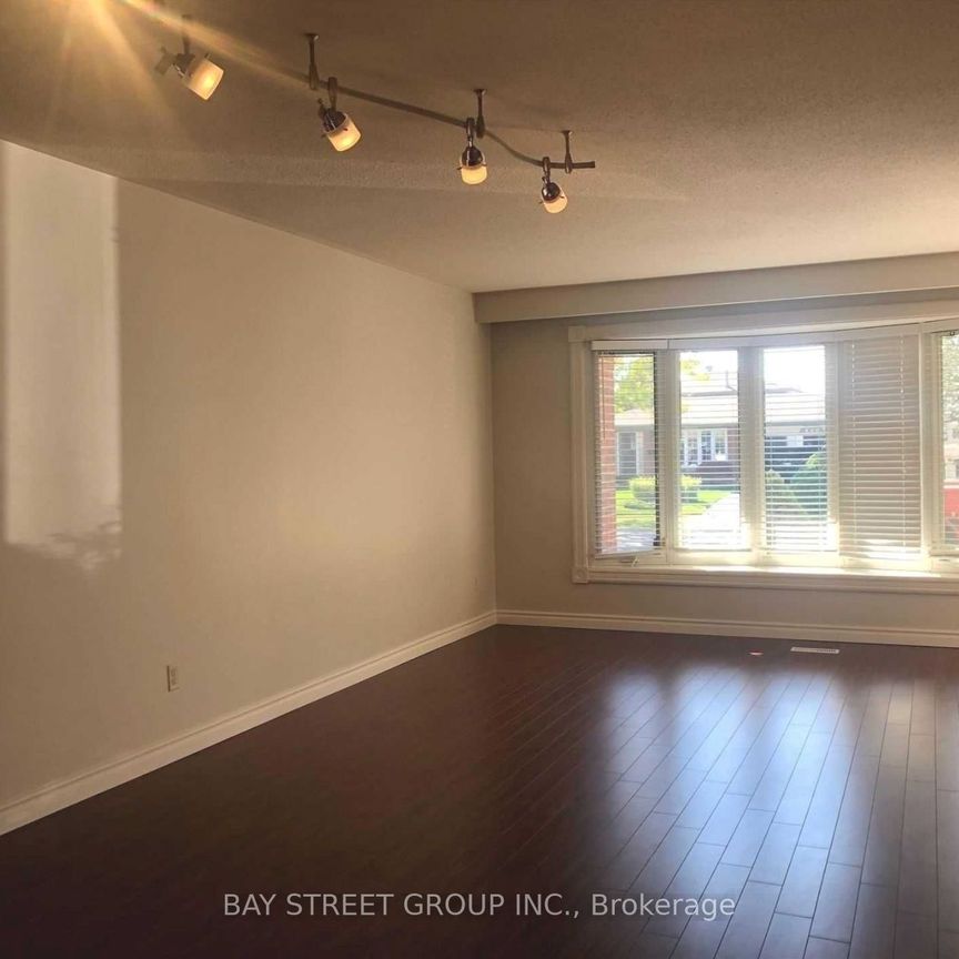 For Lease - 641 Eaglemount Crescent Unit# Upper, Mississauga, Ontario - Photo 1