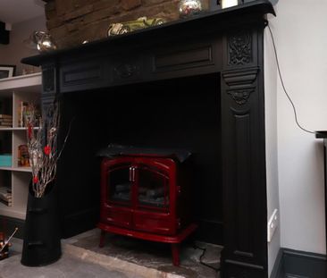 2 bedroom House To Let - Photo 1