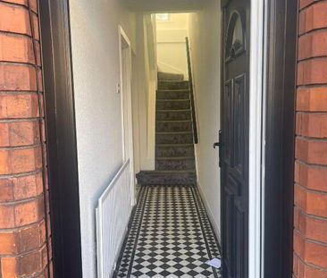 62 Donegall Avenue, Belfast, BT12 6LX - Photo 3